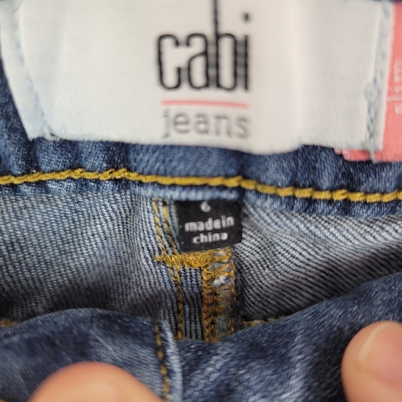 CAbi Slim Boyfriend Distressed Jeans SZ 6 - Picture 9 of 12